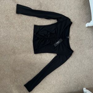 Lulus black long sleeve crop top (soft!) NWT